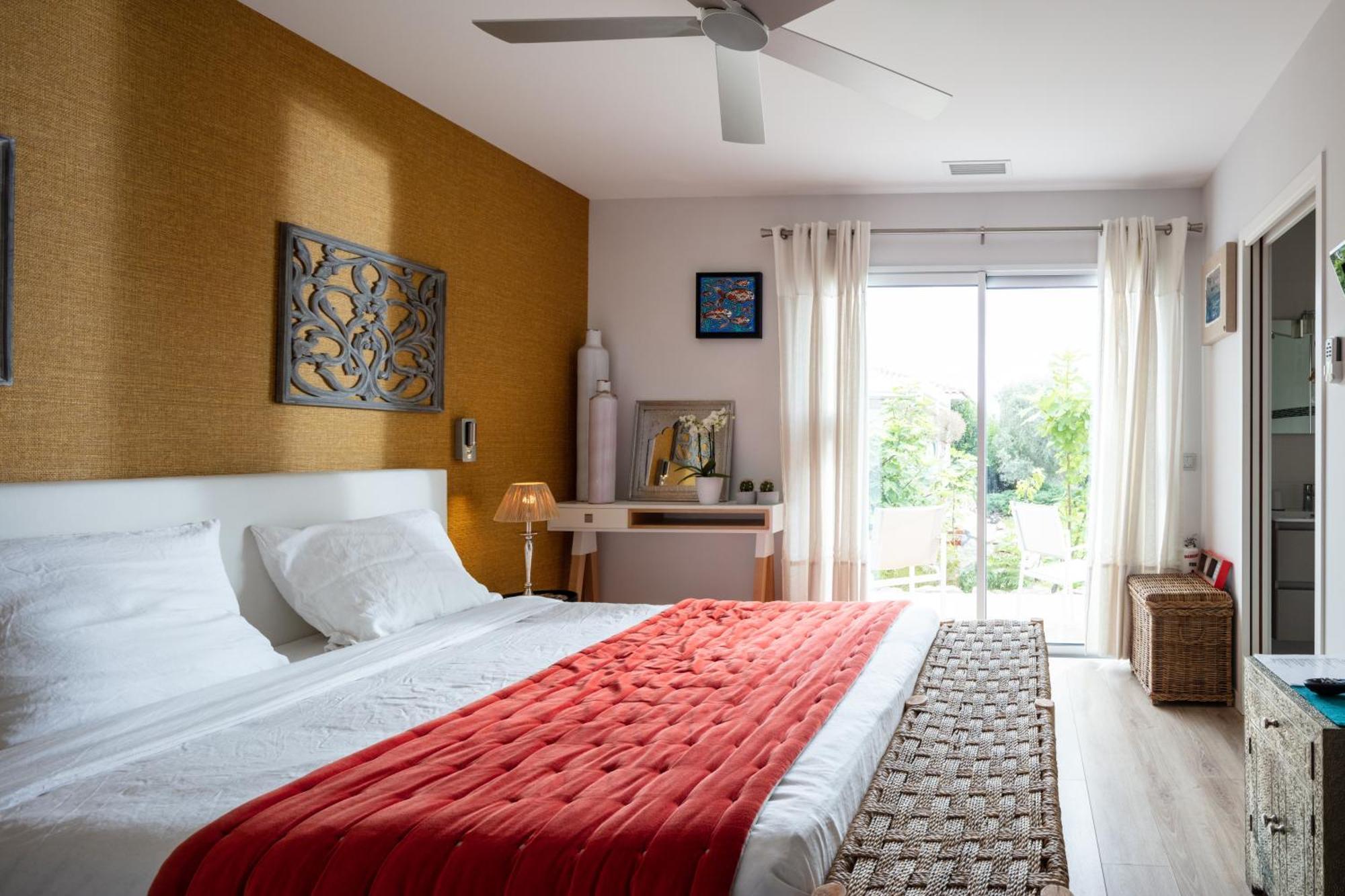 Escapades Lointaines Bed & Breakfast Perpignan Ngoại thất bức ảnh